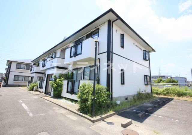 サンビレッジ住吉D棟の外観画像