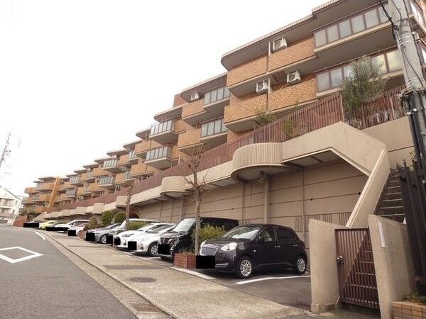三井一社ハイツの外観画像