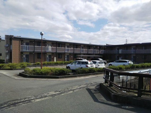 レオパレスアイコート川南の外観画像