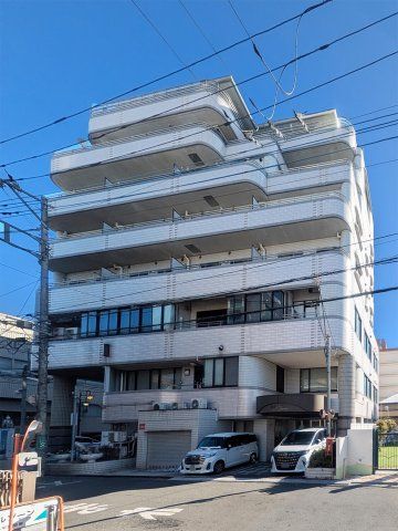マルメゾンの外観画像