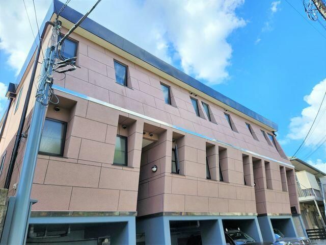 エランの外観画像