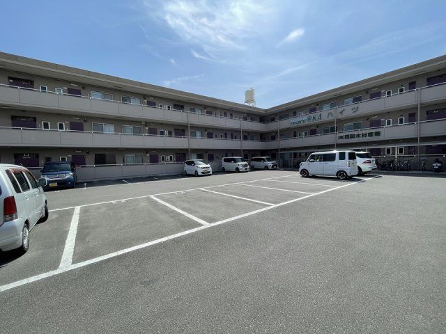 ニシオカハイツの外観画像