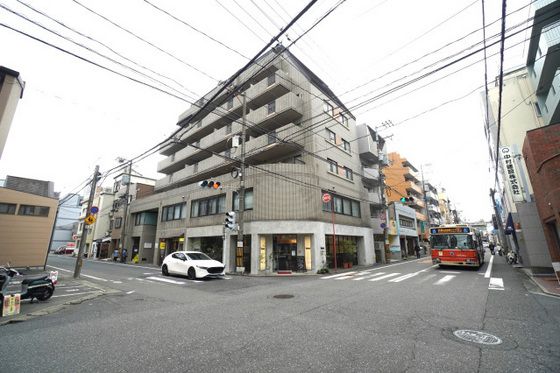 房尾本店三篠ビルの外観画像