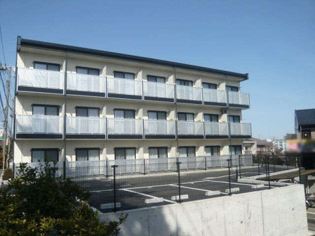 レオパレスファルケの外観画像
