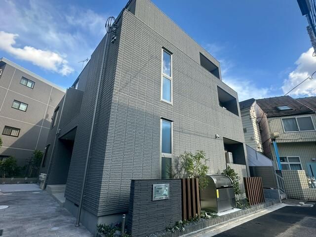 ペレネ パルの外観画像
