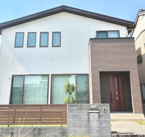 八剱町岩塚戸建の外観画像