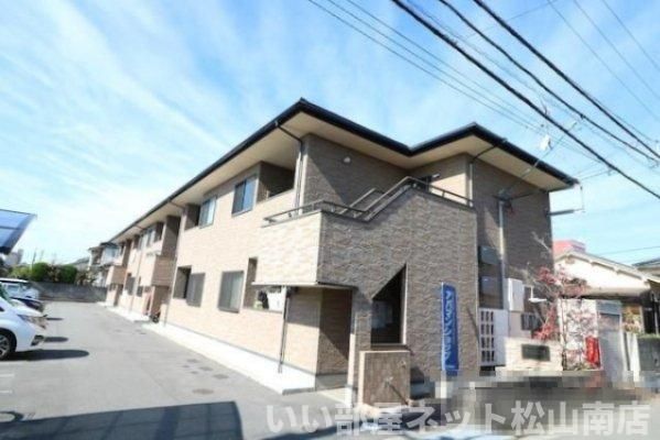 アヴェーク土居田の外観画像