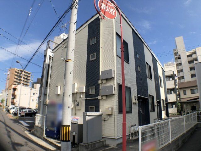 レオネクストパイナス塩上の外観画像