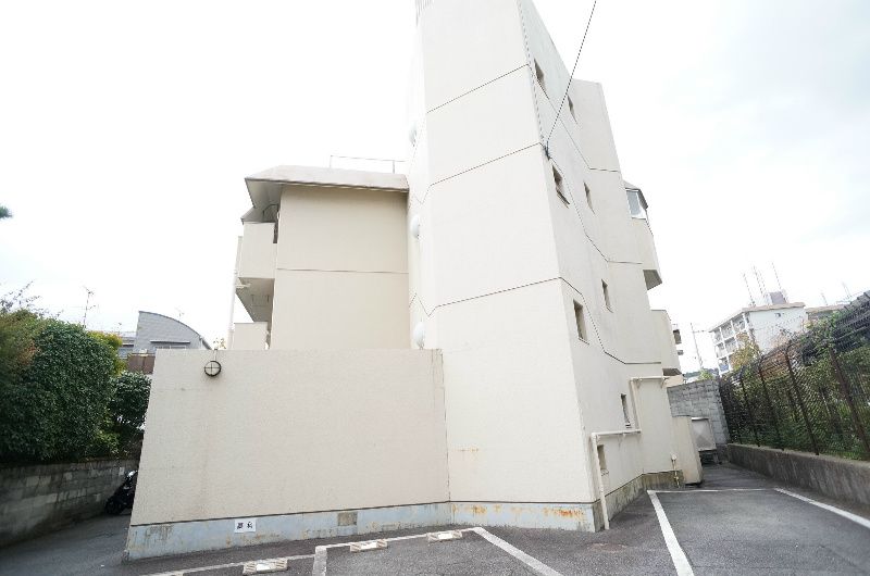 御陵レジデンスの外観画像