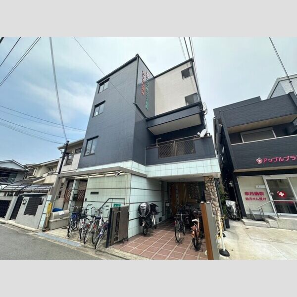 メゾンドポムⅡの外観画像