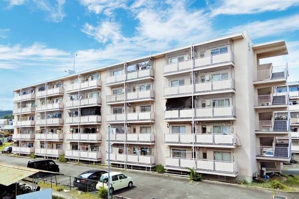 ビレッジハウス服部5号棟の外観画像