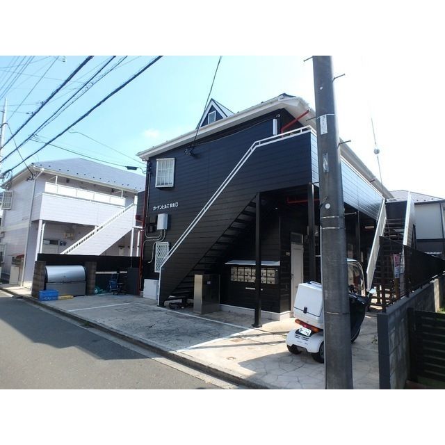 ガーデンヒルズ新倉D棟の外観画像