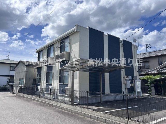 レオネクストボレロ三条の外観画像