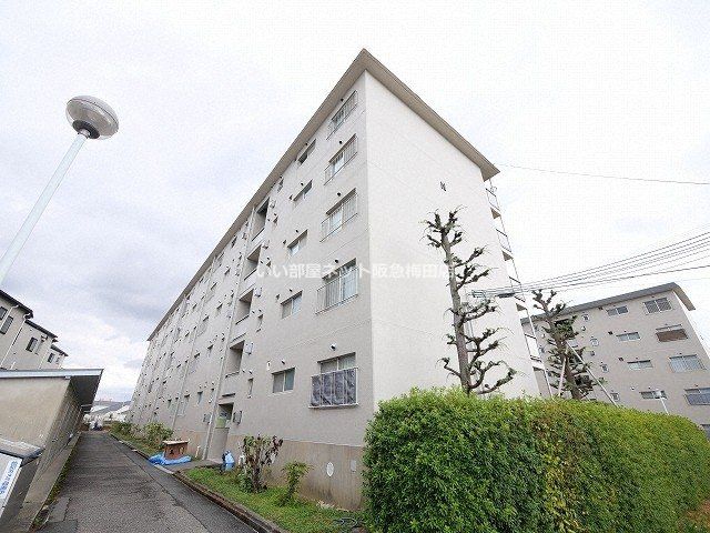 豊中ビューハイツN棟の外観画像