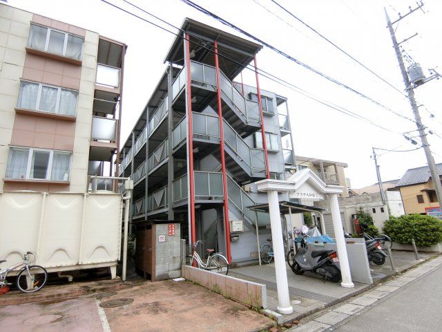 プラザ大和田の外観画像