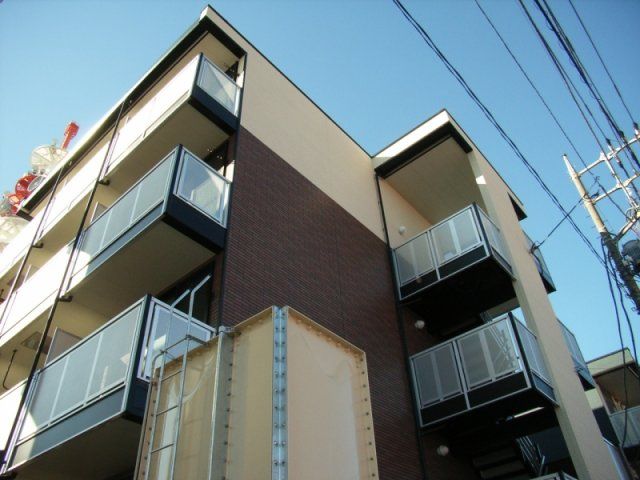 レオパレスグリーンフラットFの外観画像