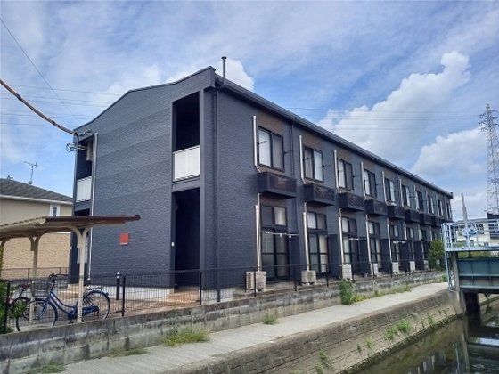 レオパレスCleanRiverの外観画像
