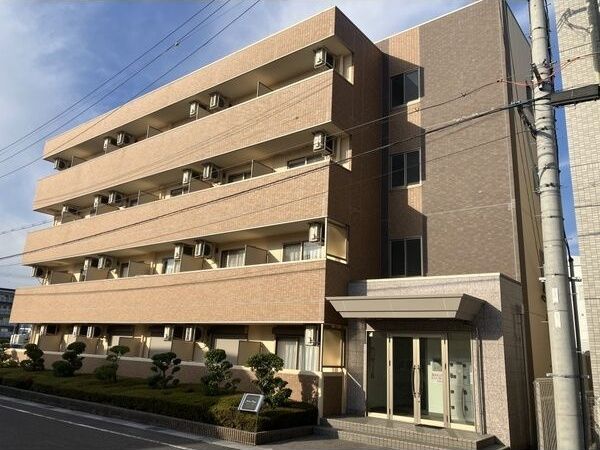 カルムパーチェスの外観画像