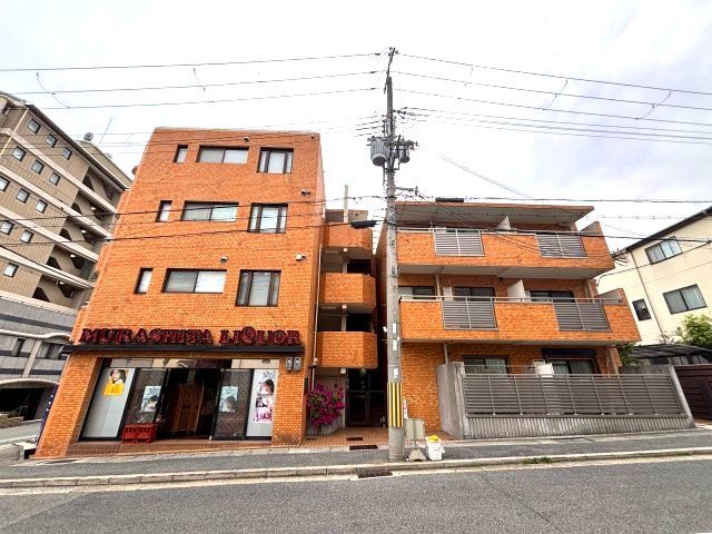 ライオンズマンション本山第5の外観画像