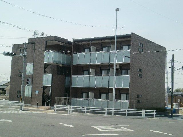 レオパレスPines寿の外観画像