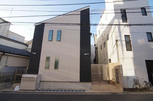 ホームズ千住の外観画像