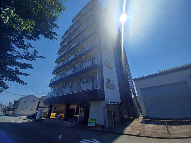 Eight BuildingⅠの外観画像