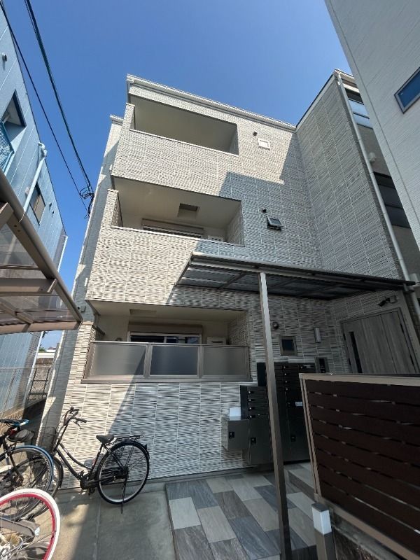 クリエオーレ豊南町南の外観画像