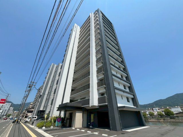 リブレスト三条リバーコートの外観画像