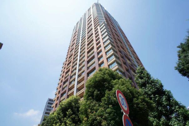 青山パークタワーの外観画像