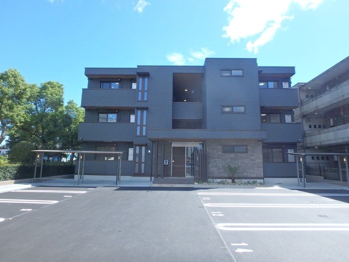 Farouche(ファルーシュ)の外観画像