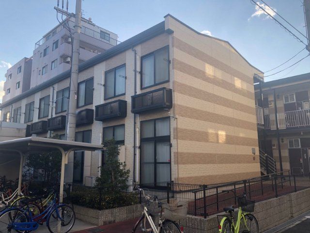 レオパレスユーアイの外観画像