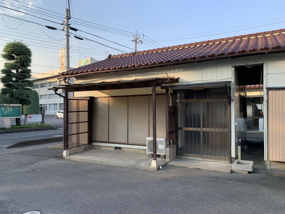 新井貸住宅の外観画像