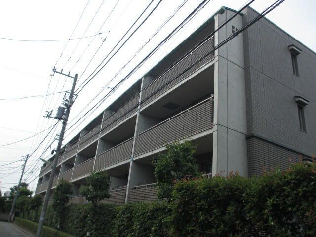 ステラメゾン下北沢の外観画像