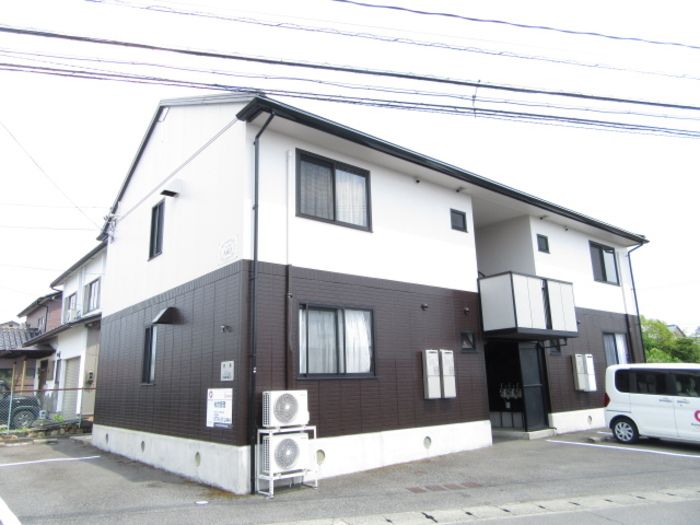 ファミールAKIの外観画像
