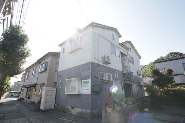 ベナレス葉山の外観画像