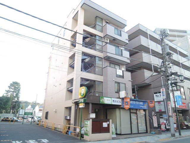 市川ビルの外観画像