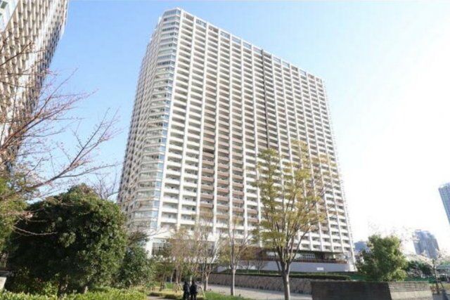 Brillia 有明 Sky Tower(ブリリアアリアケスカイタワー)の外観画像