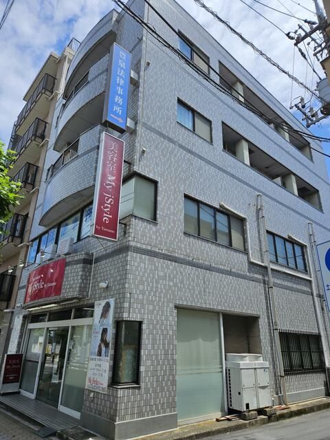 神山ビルの外観画像