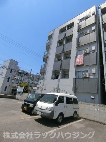 ピュアスモトB棟の外観画像