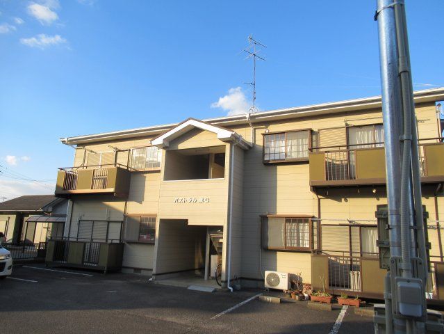 パストラル 津 Cの外観画像