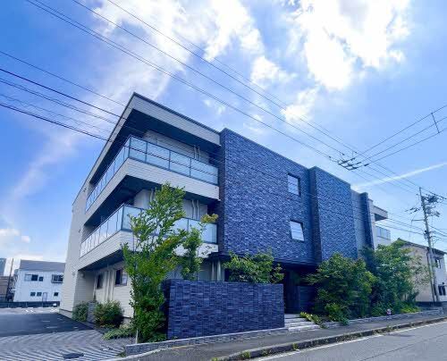 シャーメゾンステージ古川西 A棟の外観画像
