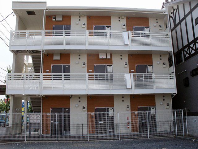レオネクスト呉松?の外観画像