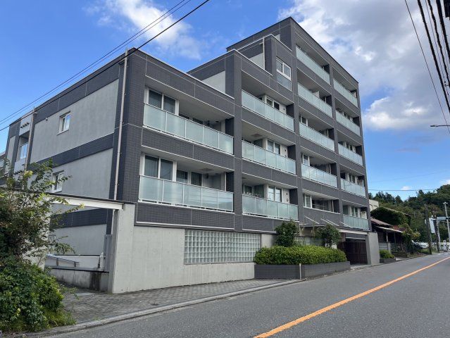 フィールド川和の外観画像