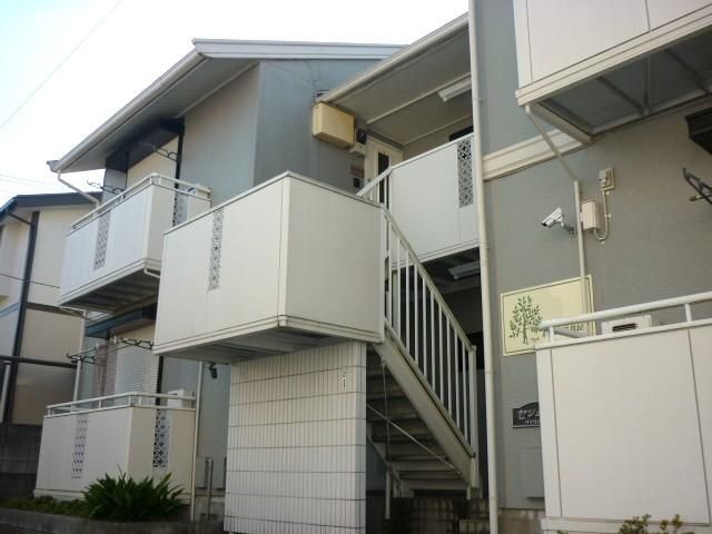 ポミエの外観画像