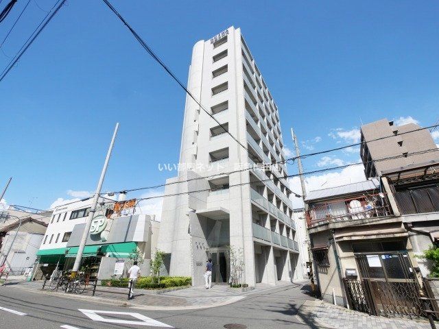 セイワパレス東三国駅前の外観画像