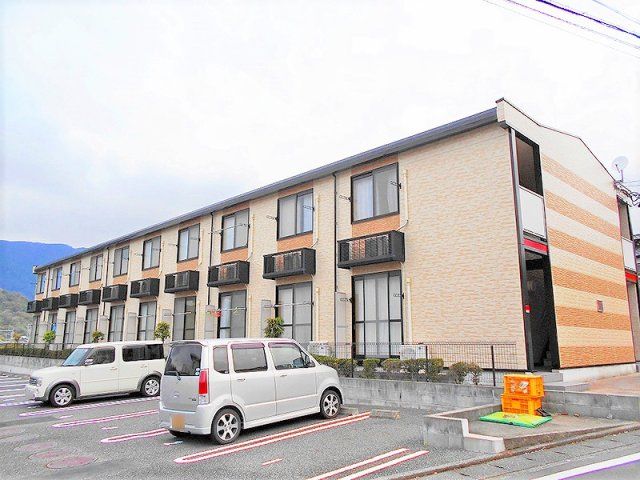 レオパレス橘の外観画像