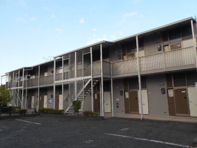 レオパレスエトワール中庄の外観画像