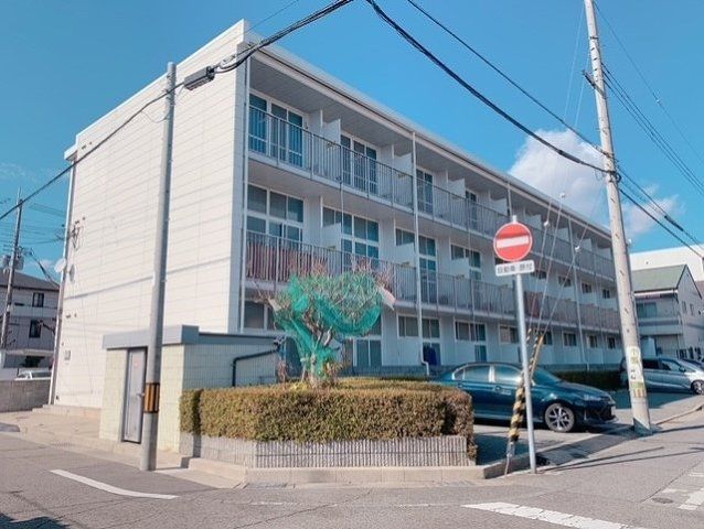 レオパレスコスモの外観画像