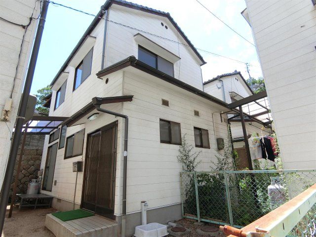 山手ハイツ 10号棟の外観画像