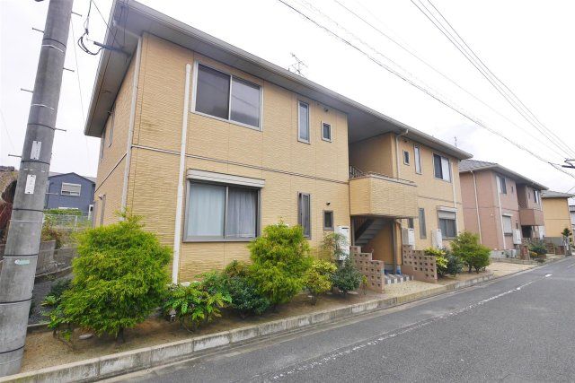 メゾンド・サンパティーク A棟の外観画像